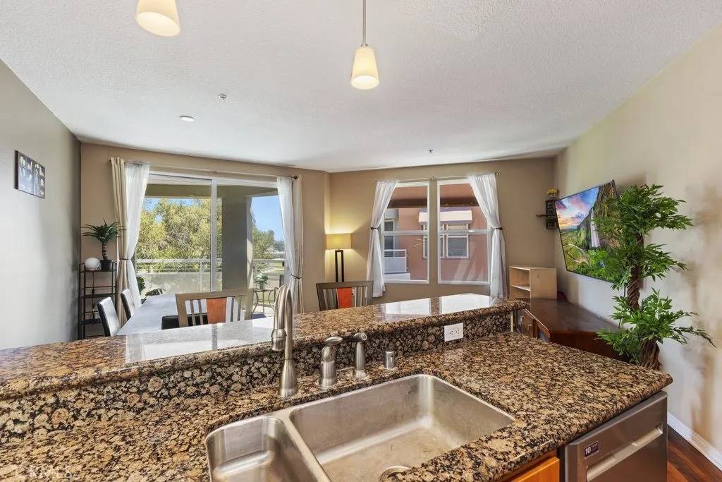 Garden Grove, CA 92840,12688 Chapman Avenue #3403