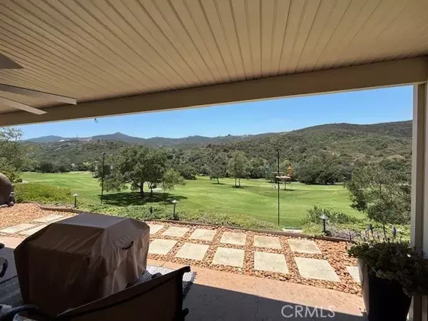 29150 Laurel Valley Drive, Vista, CA 92084