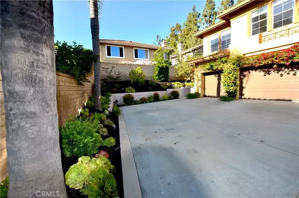 Tustin, CA 92782,10870 Tantlinger Drive