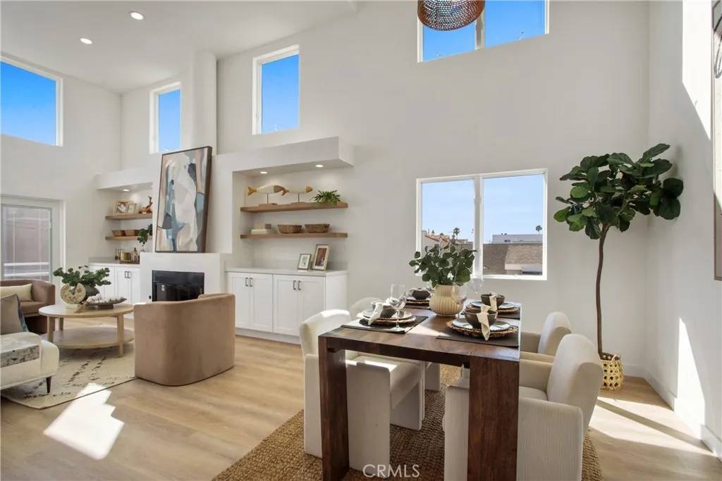 Sunset Beach, CA 90742,16743 Bayview Dr #A