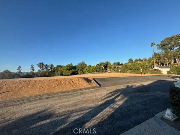 Anaheim, CA 92801,35611129 Anaheim