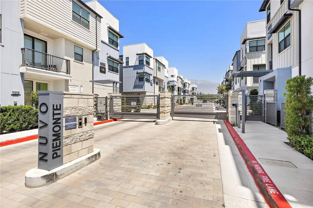 944 N Divino Privado #57, Ontario, CA 91764