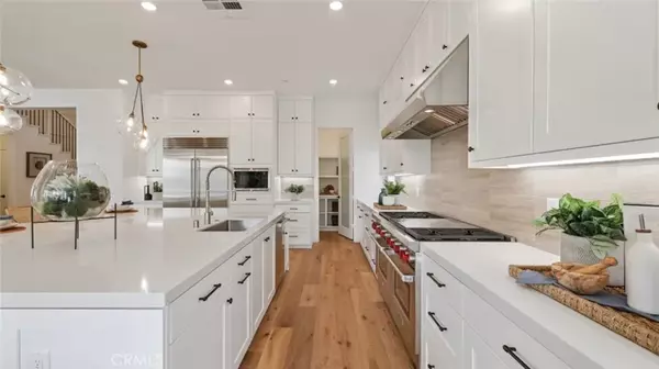 Yorba Linda, CA 92887,4811 Rideline Road