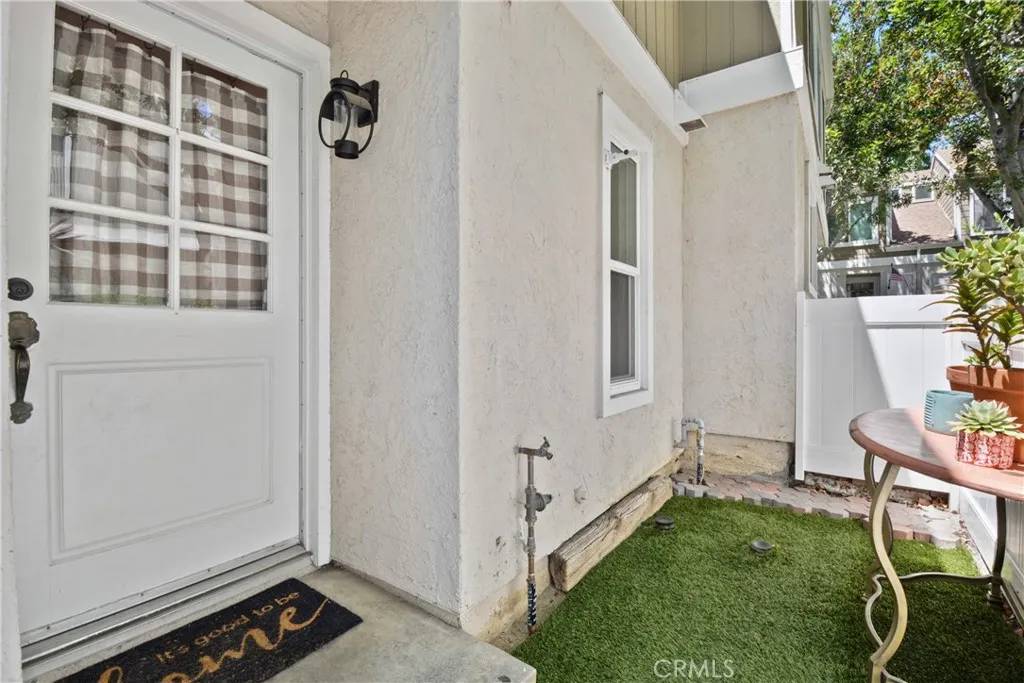 Aliso Viejo, CA 92656,101 Abbeywood Lane