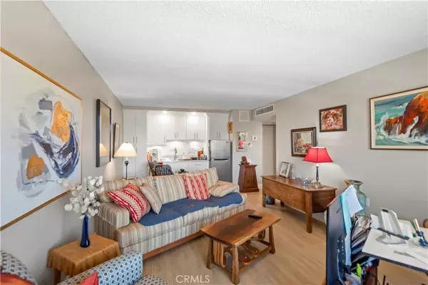Laguna Woods, CA 92637,24055 W Paseo Del Lago #753