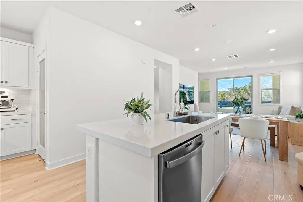 Rancho Mission Viejo, CA 92694,90 Harness Way