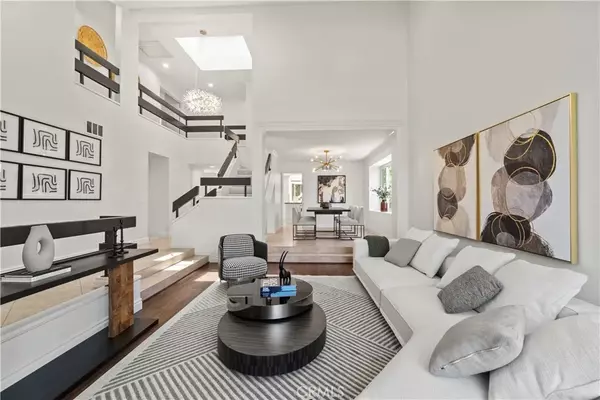 Irvine, CA 92620,16 Harrisburg