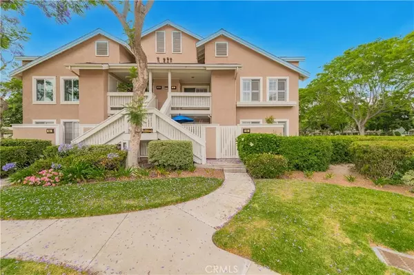 61 Greenfield #68, Irvine, CA 92614