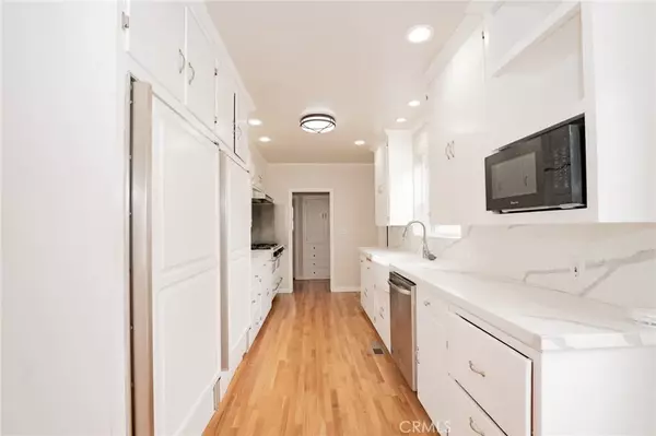 Santa Ana, CA 92703,1212 Louise Street
