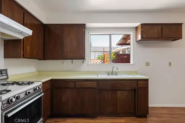 Azusa, CA 91702,207 N Pasadena Avenue