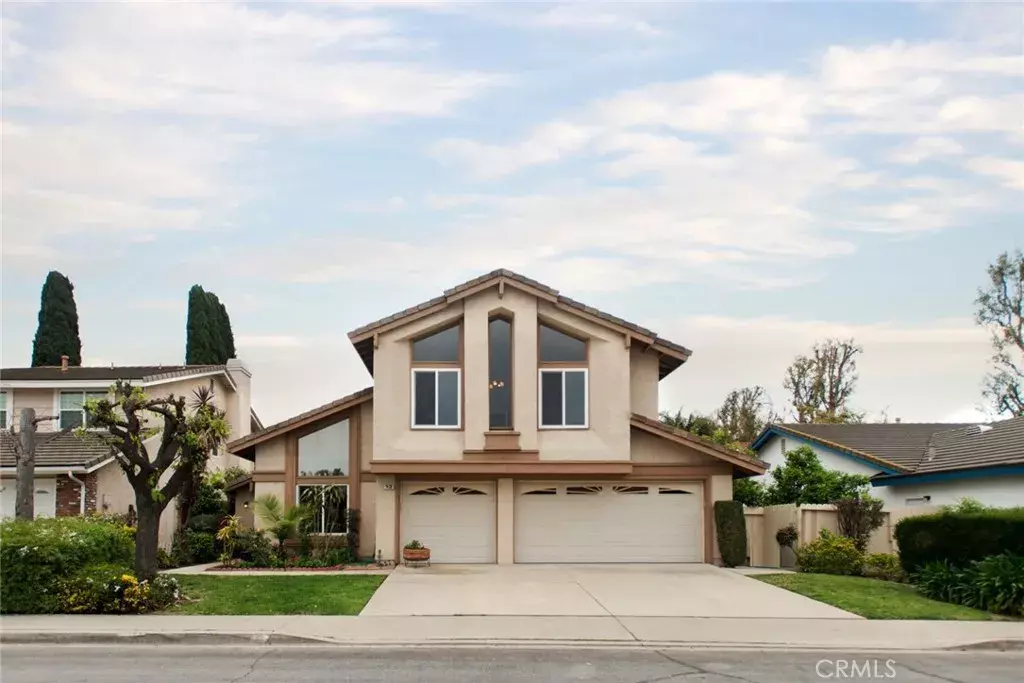 Irvine, CA 92620,13 Seville