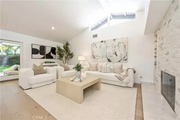 Irvine, CA 92603,19281 Sierra Inez Road