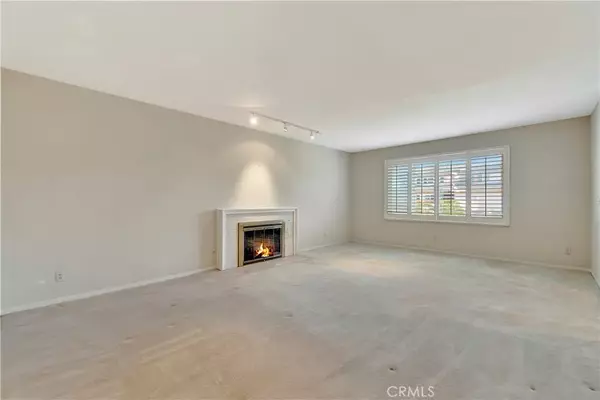 Placentia, CA 92870,1318 Sao Paulo Avenue