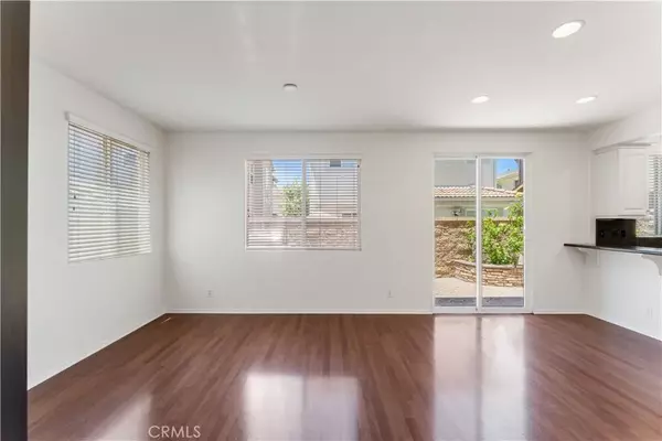 Tustin, CA 92782,323 Flyers Lane