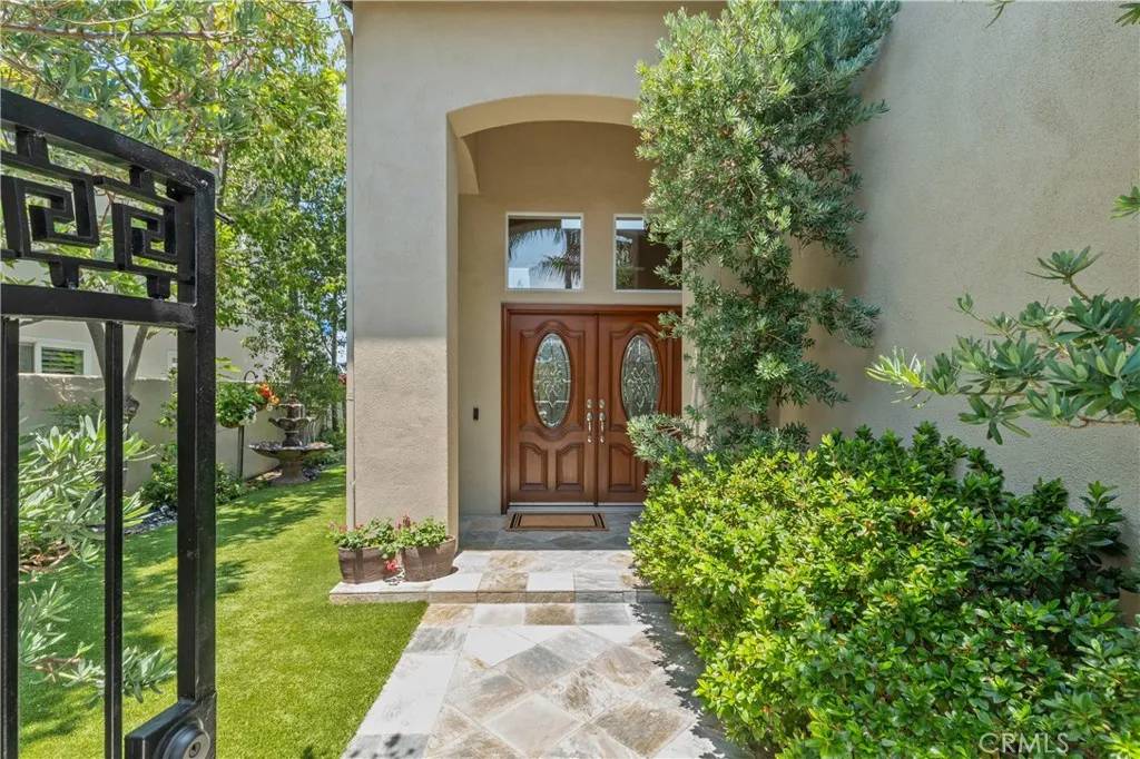 Laguna Niguel, CA 92677,5 Agia