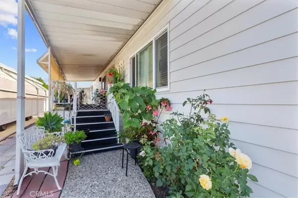 Irvine, CA 92618,14851 Jeffrey #248