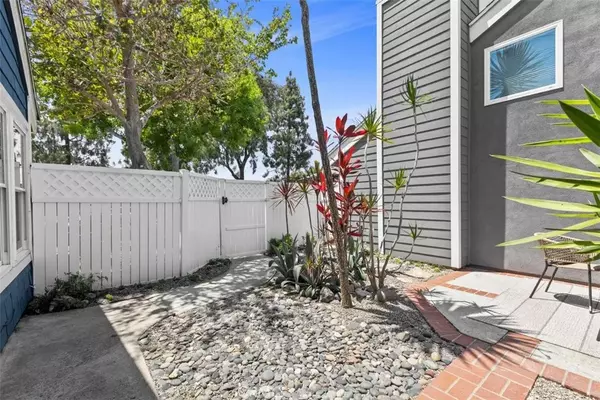 Costa Mesa, CA 92627,624 W Wilson Street #A2