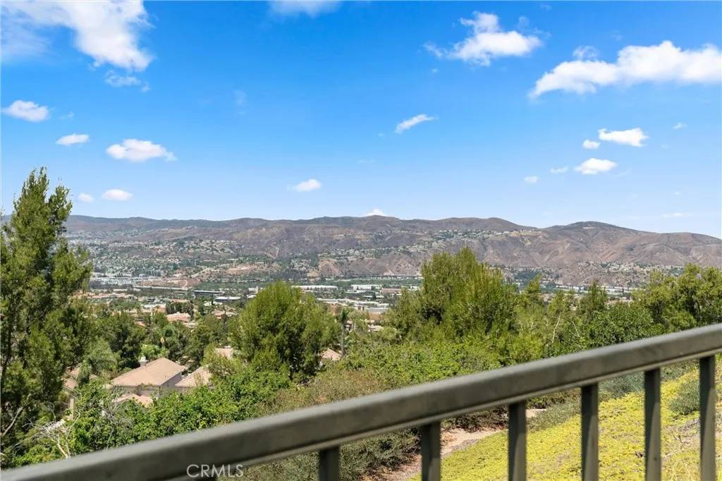 Anaheim Hills, CA 92808,917 S Dylan Way