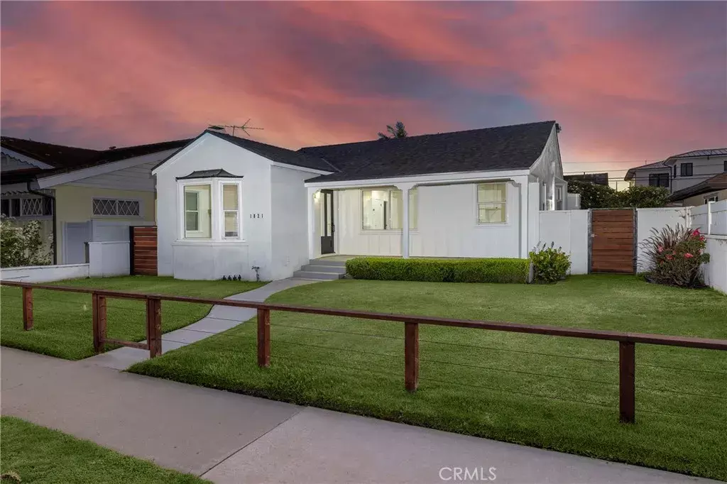 Huntington Beach, CA 92648,1821 Lake Street