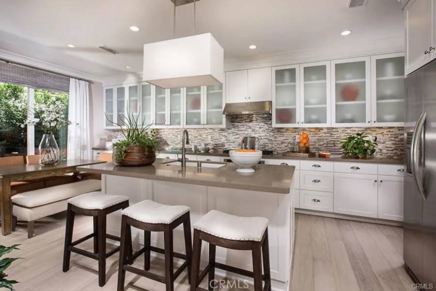Irvine, CA 92602,102 Working Ranch