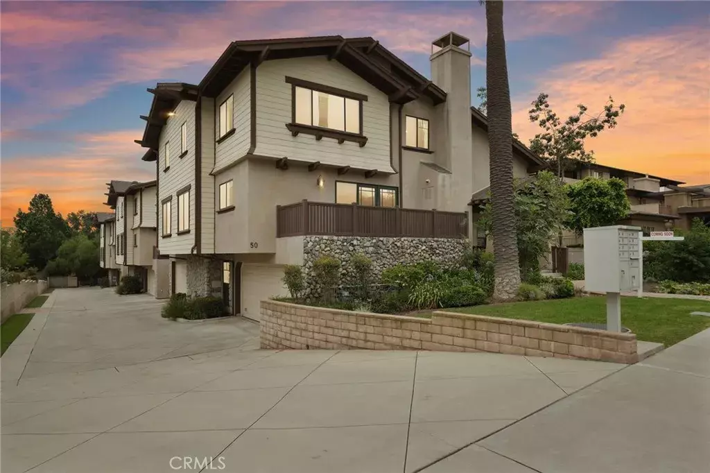 Sierra Madre, CA 91024,50 Esperanza Avenue #A