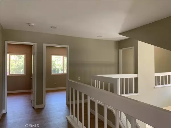 Irvine, CA 92620,20 Alba East