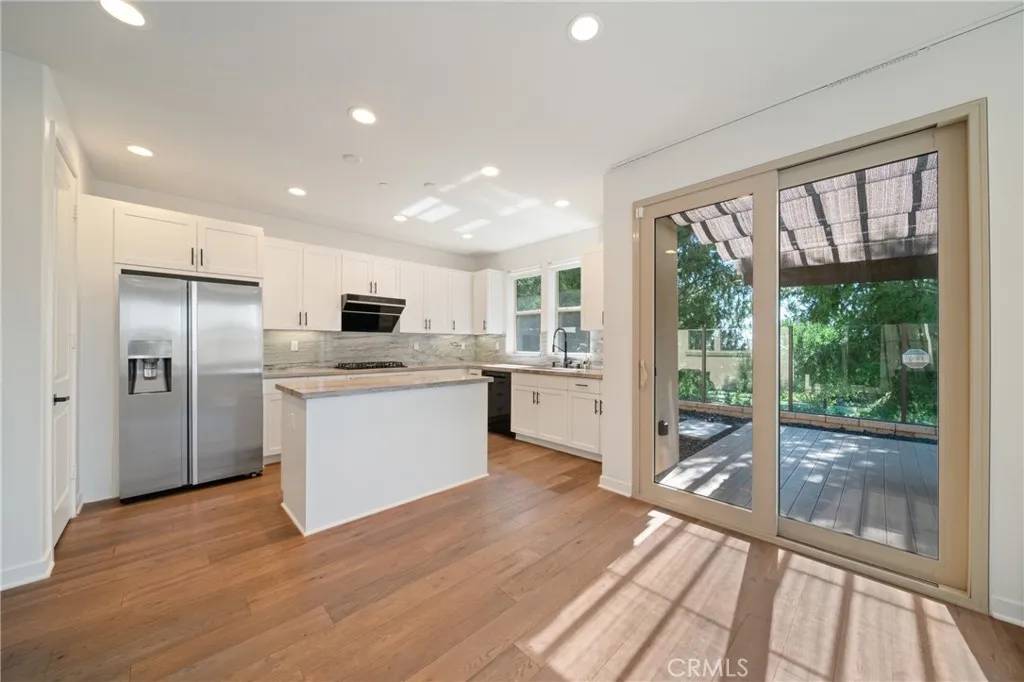 Lake Forest, CA 92630,16 Sage