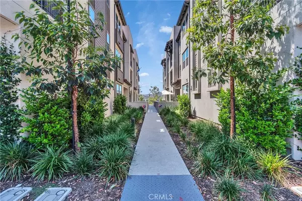 Rancho Mission Viejo, CA 92694,1200 Lasso #105