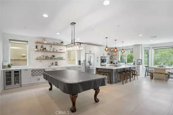 Lake Forest, CA 92610,36 Blanco