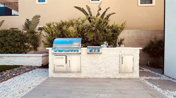 Irvine, CA 92618,57 Kite