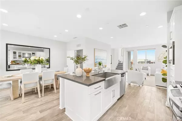 Costa Mesa, CA 92627,1607 SOMERTON DR