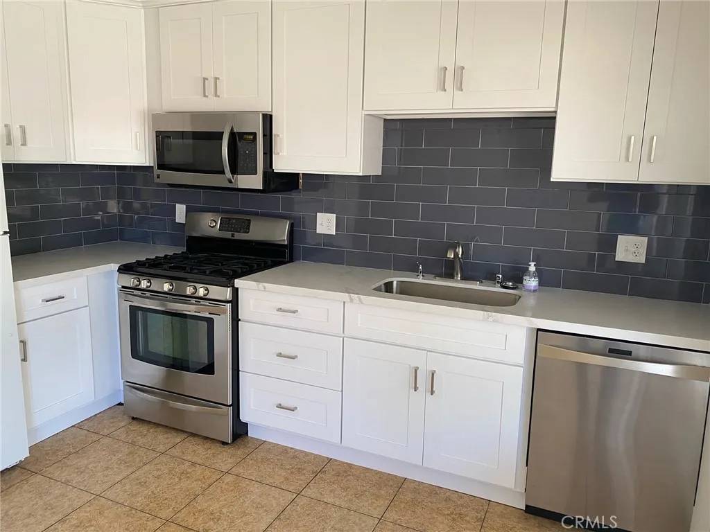 Temecula, CA 92591,31074 Camino Del Este