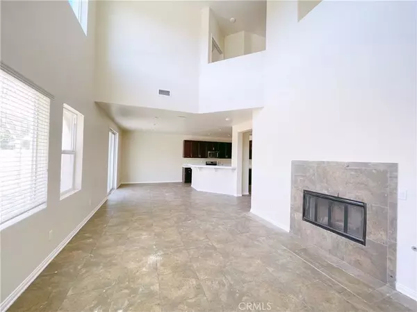 Lancaster, CA 93535,3141 E Avenue J14