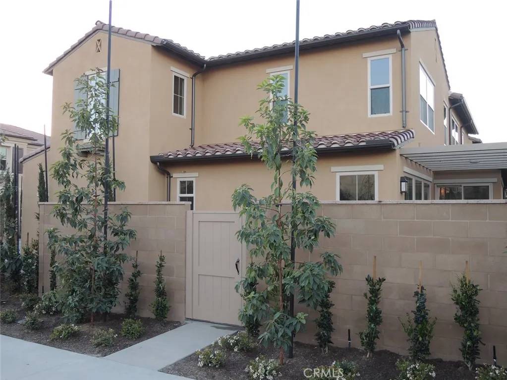 Irvine, CA 92620,114 Oasis