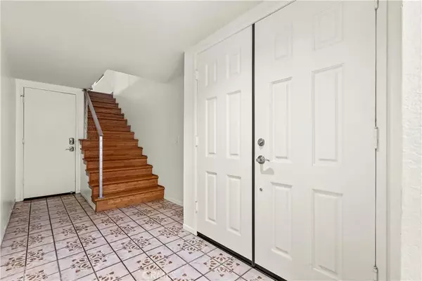 Lawndale, CA 90260,14918 Firmona Avenue