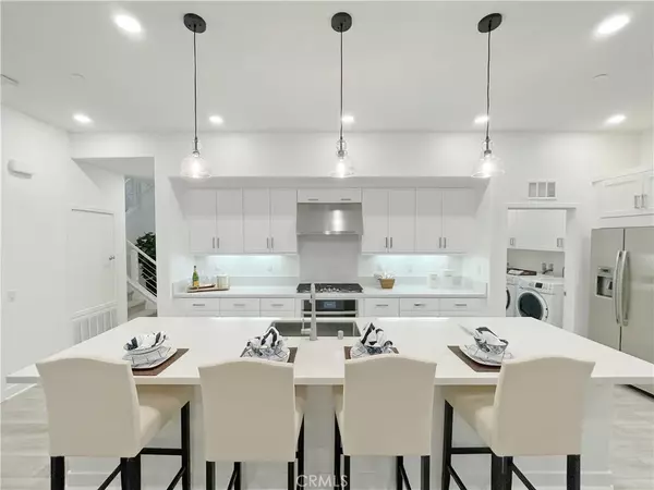 Tustin, CA 92782,407 Transport