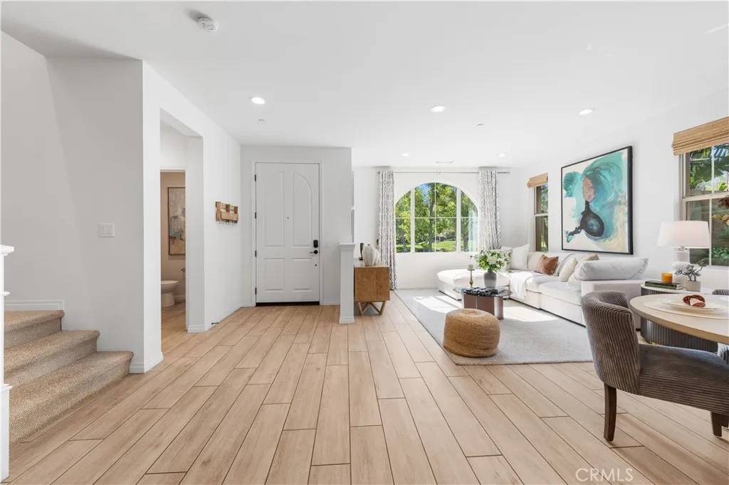 Irvine, CA 92620,72 Parkwood