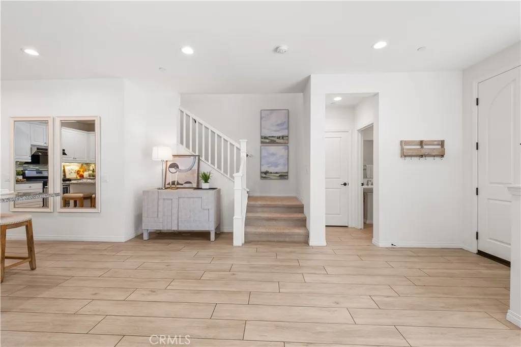 Irvine, CA 92620,72 Parkwood