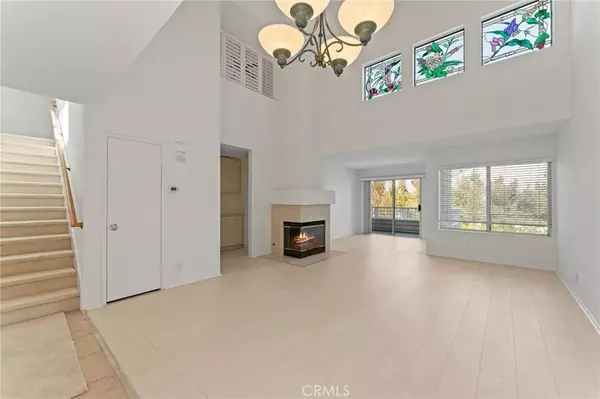 Aliso Viejo, CA 92656,6 Summerwood