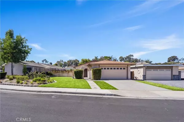 Mission Viejo, CA 92691,27241 Las Nieves