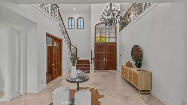 Silverado, CA 92676,18041 Merlin Road