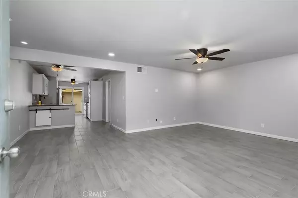 Yorba Linda, CA 92886,17941 Yorba Linda Blvd