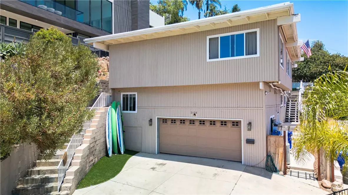San Diego, CA 92106,3126 Russell Street