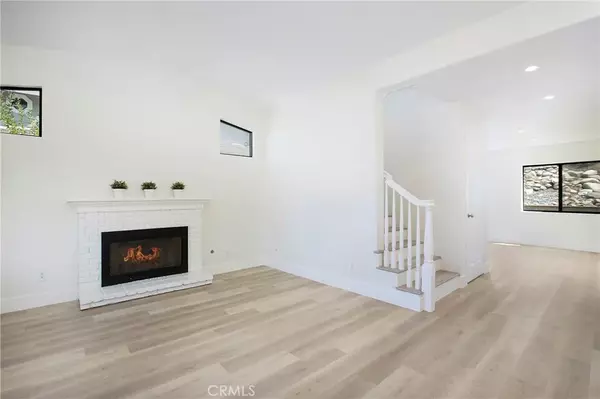 Rancho Santa Margarita, CA 92688,15 Calle Albarda