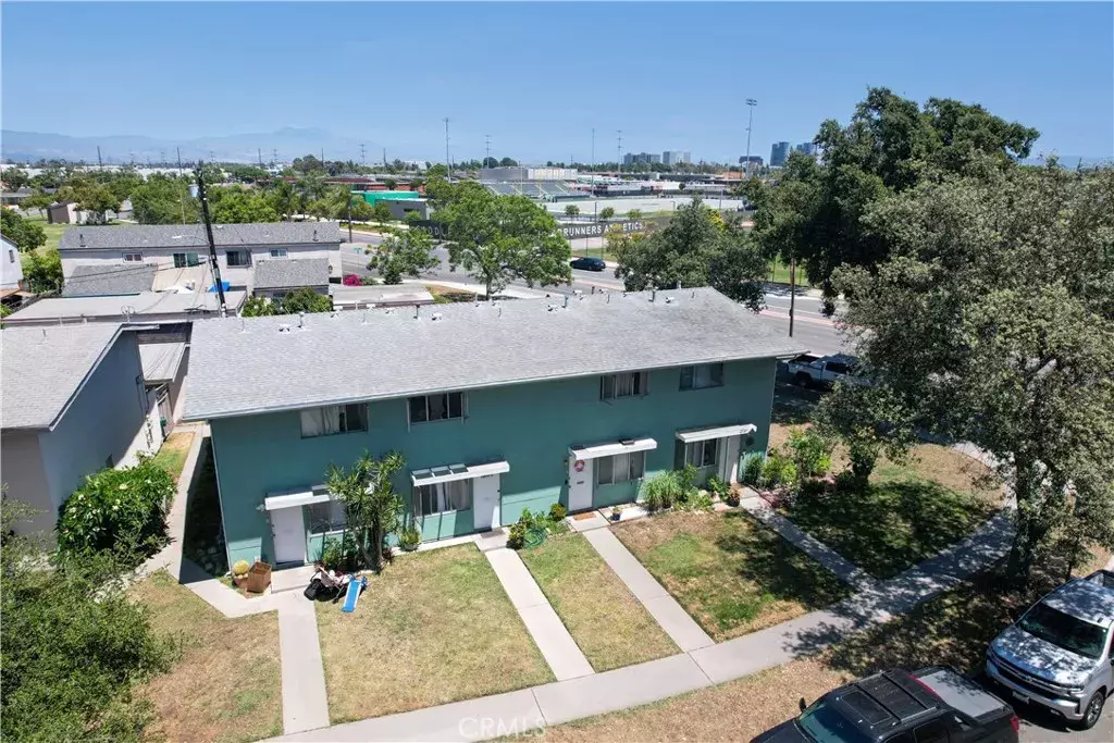 Santa Ana, CA 92707,2729 S Rosewood Avenue