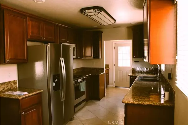 Santa Fe Springs, CA 90670,10614 Roseton Avenue