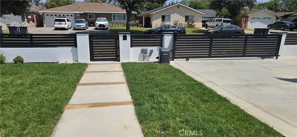 Santa Ana, CA 92704,2726 W Pendleton Avenue #1