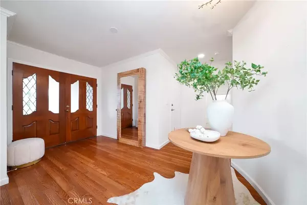 San Clemente, CA 92673,3823 Via Manzana
