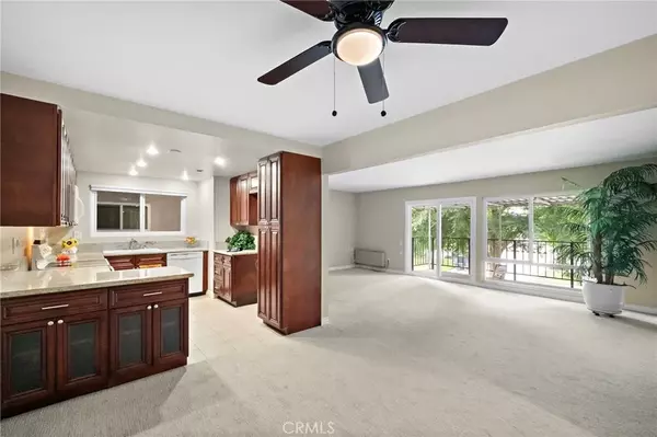 Laguna Woods, CA 92637,3304 Via Carrizo #O