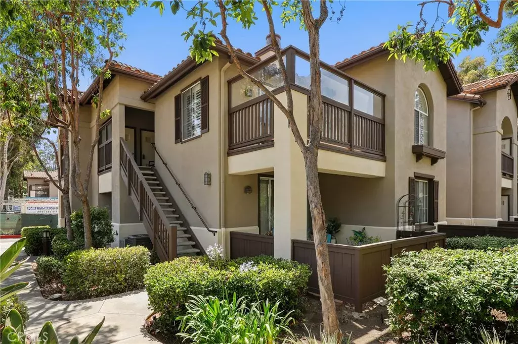 Tustin, CA 92782,2960 Champion Way #609